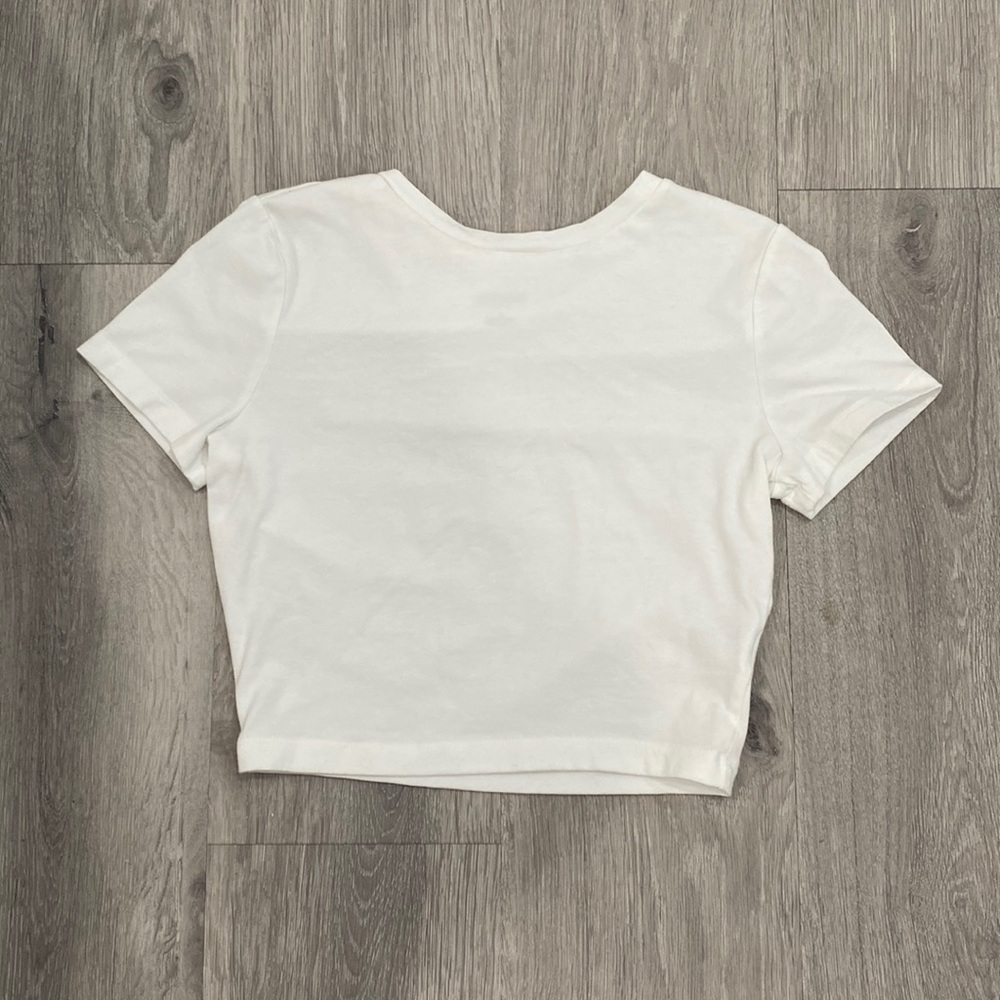Wild Fable cropped, white basic tee